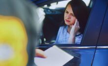 Donna multata dalla polizia